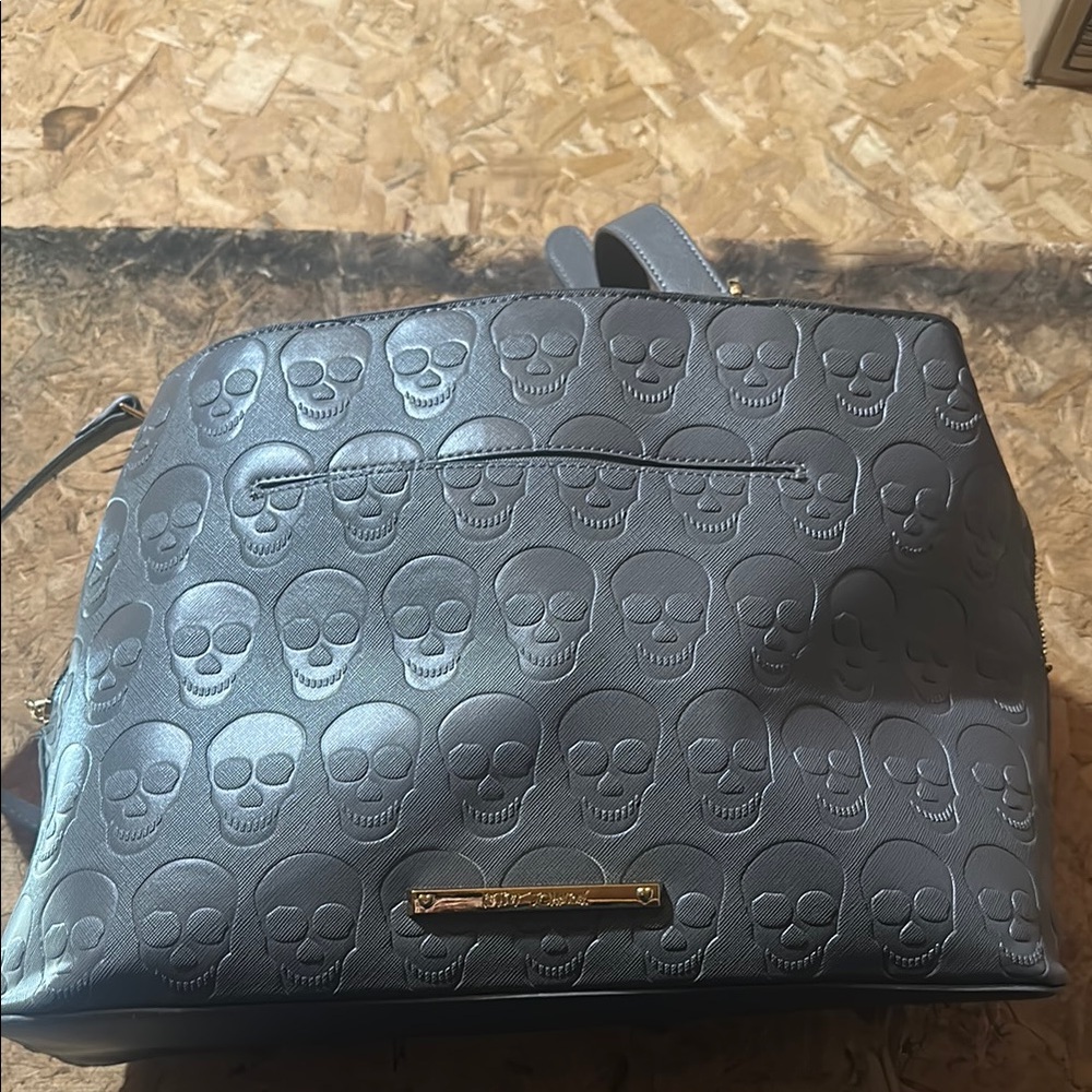 Gray Skull Embossed Betsey Johnson Satchel - Picture 2 of 7